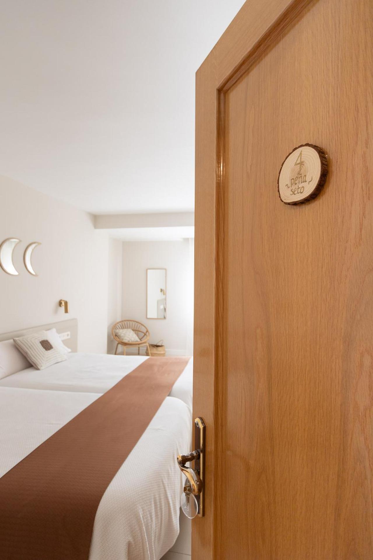 Hostal Lobrega Torrecilla en Cameros Esterno foto